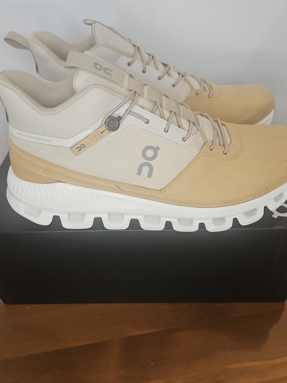 On Running Women’s High-Top Cloud Sneakers - Sand/Tan - Picture 4 of 8
